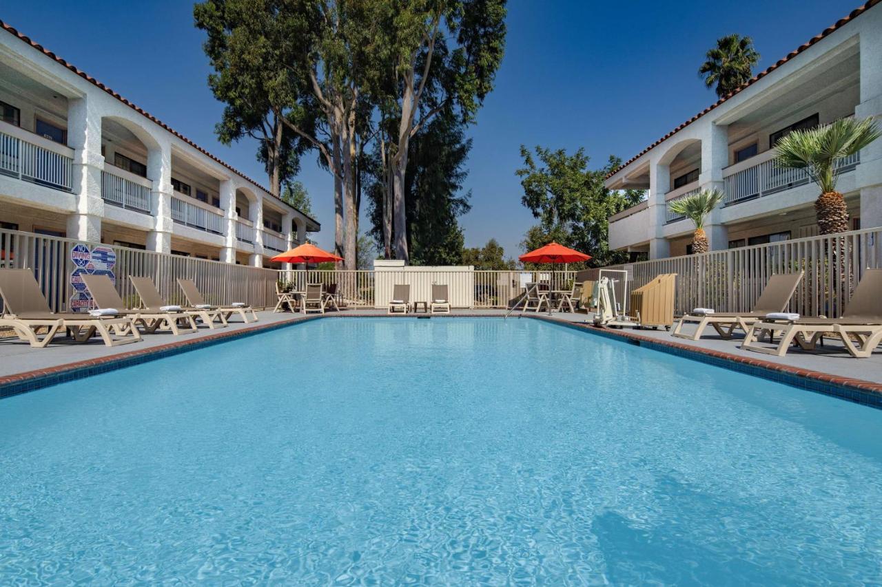 Motel 6-Thousand Oaks, Ca ニューベリーパーク エクステリア 写真
