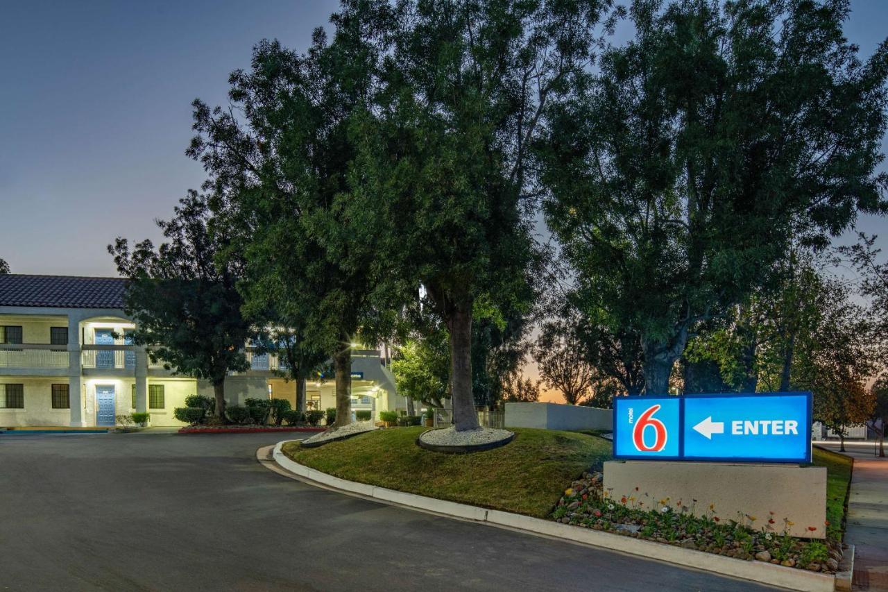 Motel 6-Thousand Oaks, Ca ニューベリーパーク エクステリア 写真