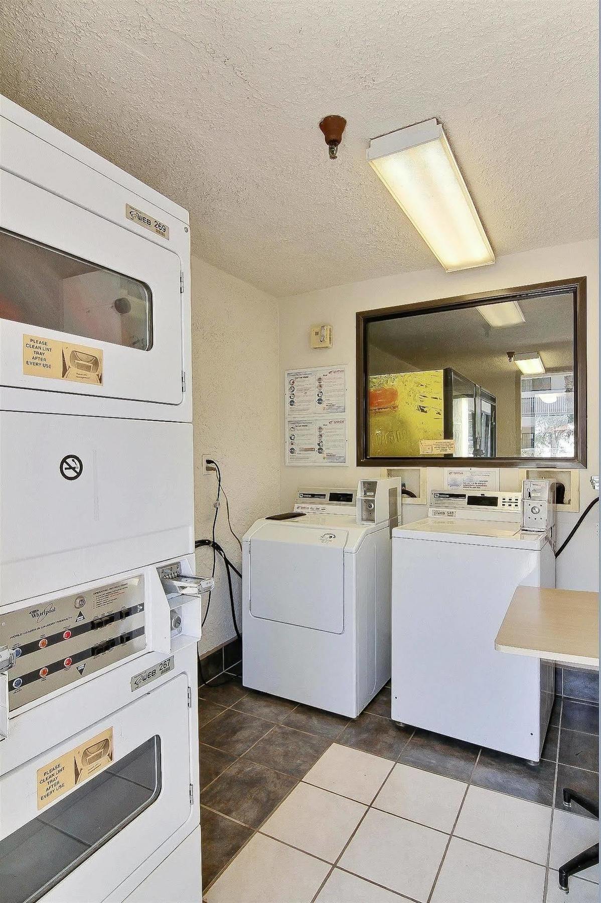 Motel 6-Thousand Oaks, Ca ニューベリーパーク エクステリア 写真