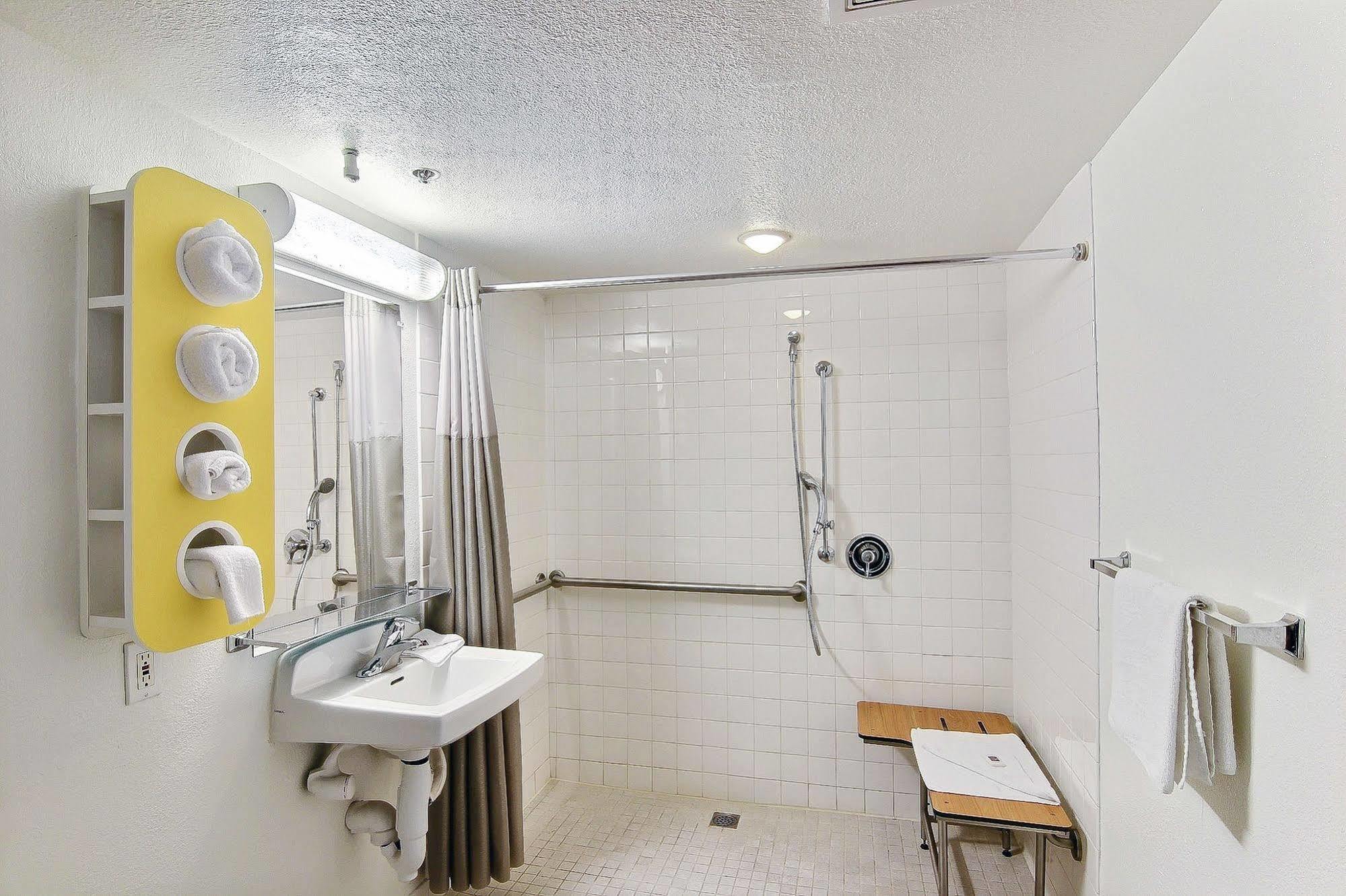 Motel 6-Thousand Oaks, Ca ニューベリーパーク エクステリア 写真