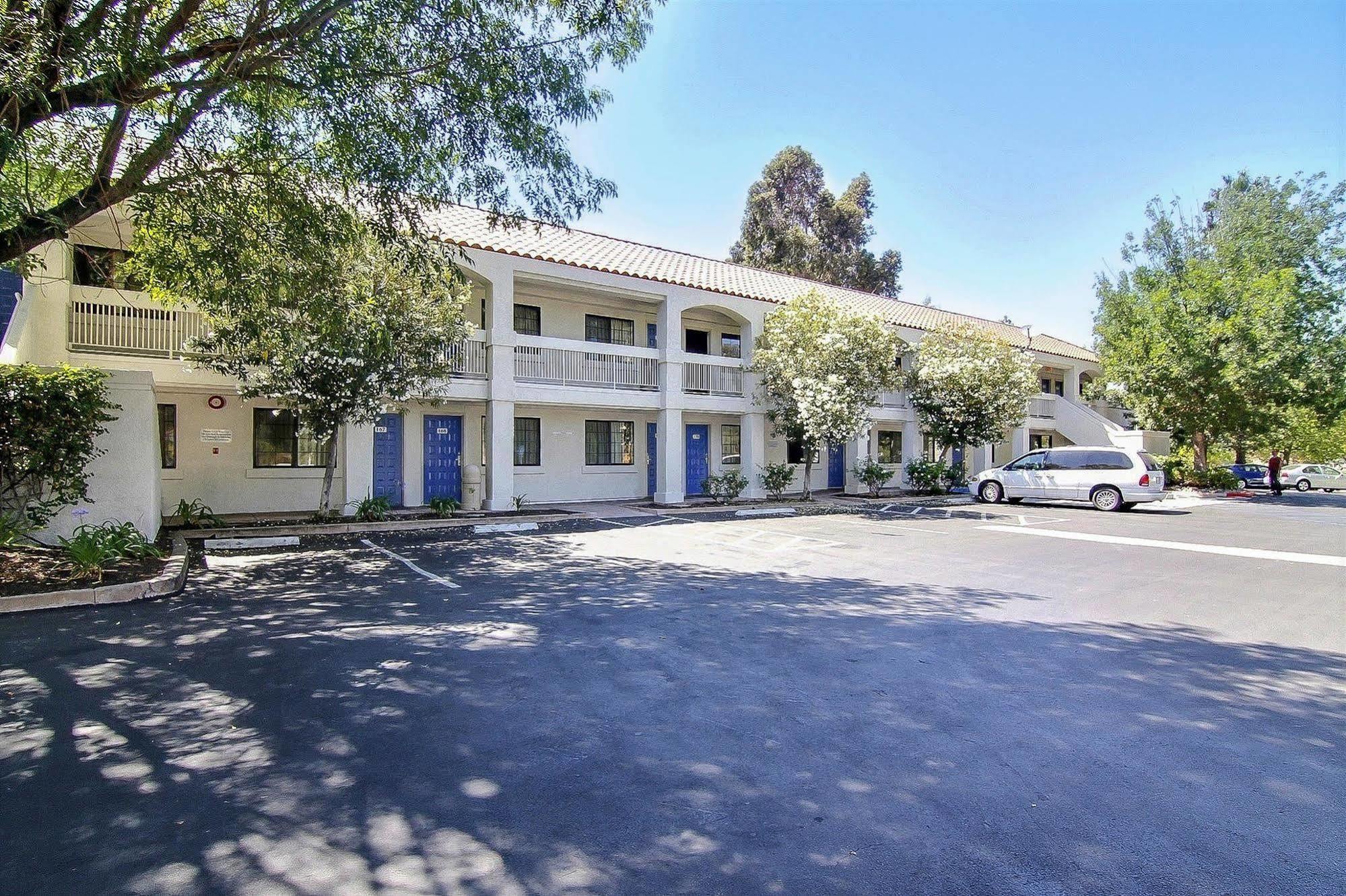 Motel 6-Thousand Oaks, Ca ニューベリーパーク エクステリア 写真